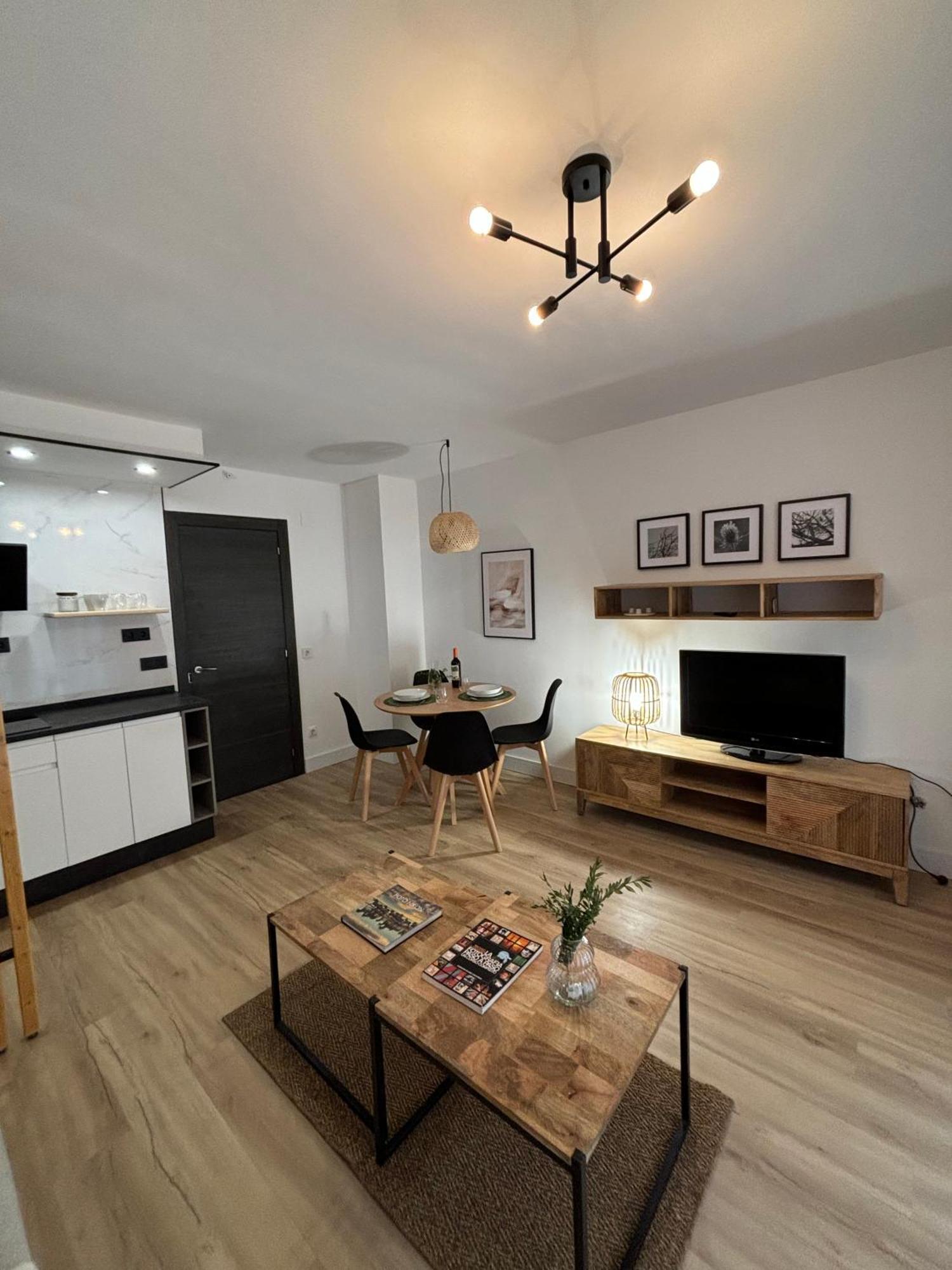 Victrix Homes León Extérieur photo
