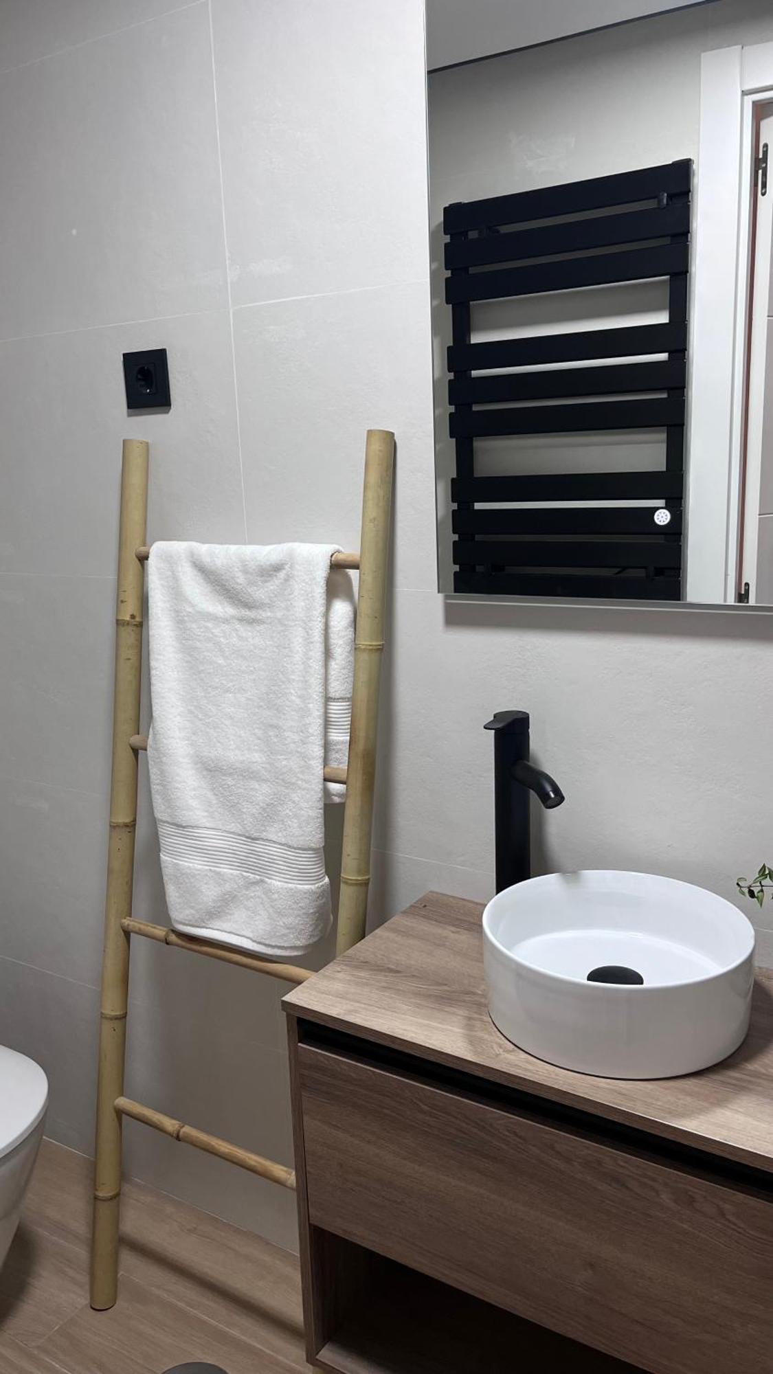 Victrix Homes León Extérieur photo